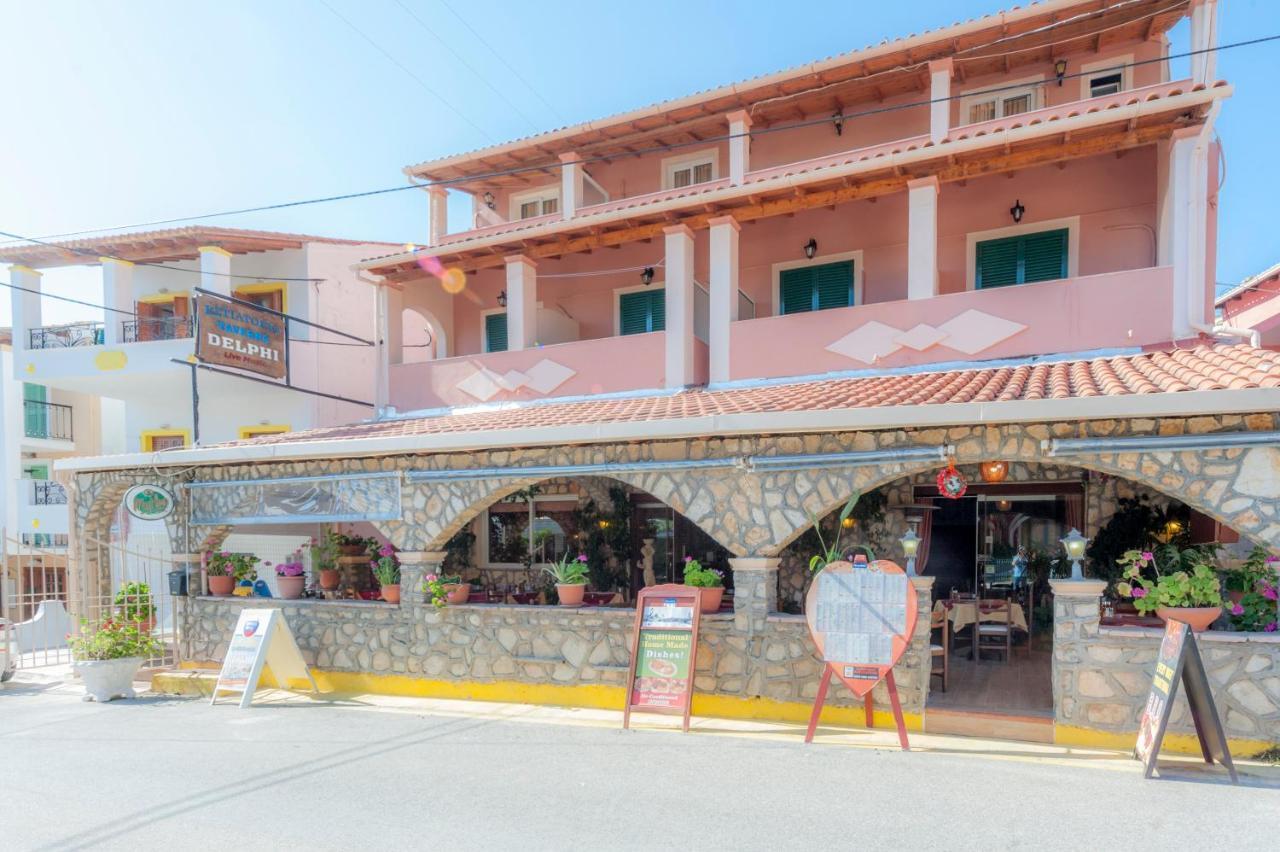 Delphi Appart hôtel Agios Gordios (Corfu)